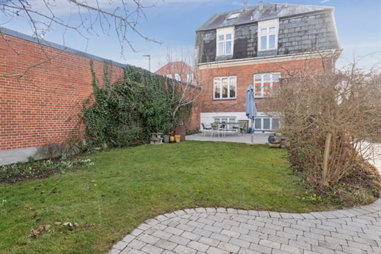 For 8.995.000 kr Knabstrupvej 6 - Se priserne på de dyreste boliger til salg i Brønshøj