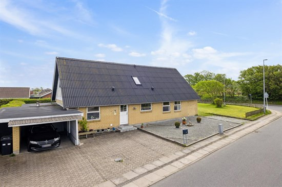 Skolevej 39 og 2 andre boliger er kommet til salg denne uge i Pandrup - se boligerne her.