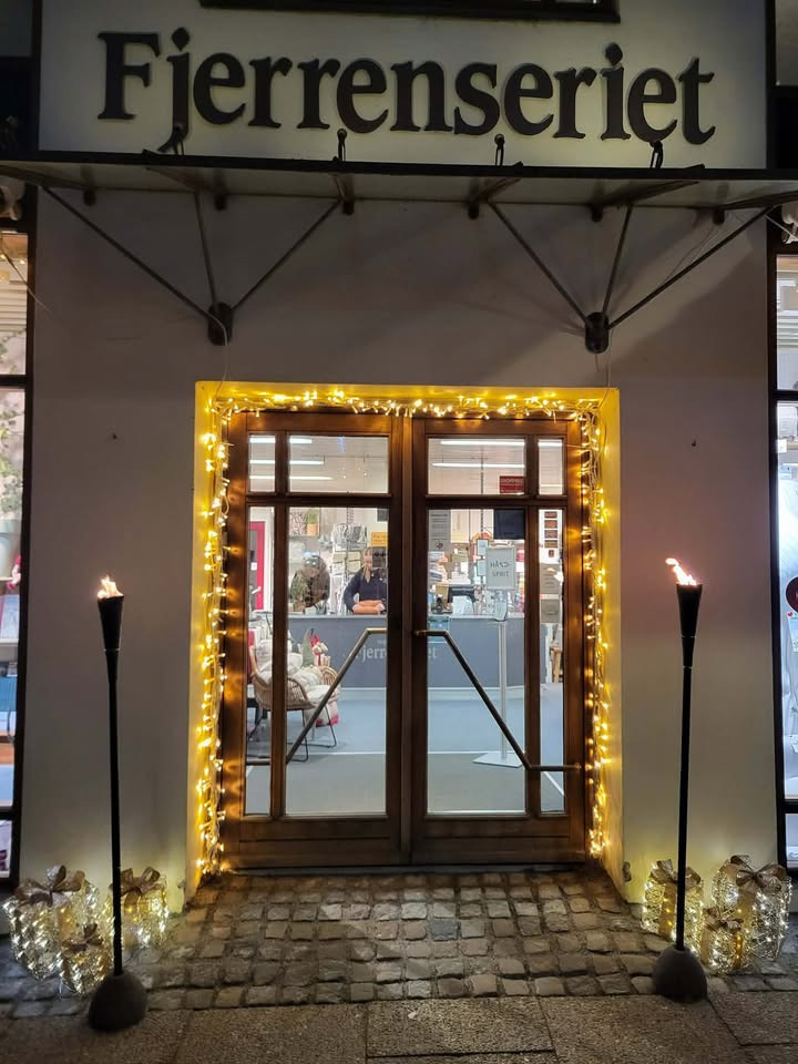 Fjerrenseriet byder glædelig 4. søndag i advent og åbner butikken til kl. 15 i dag