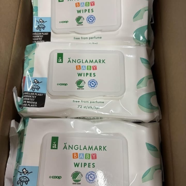 SuperBrugsen Dronninglund tilbyder vådservietter på Facebook