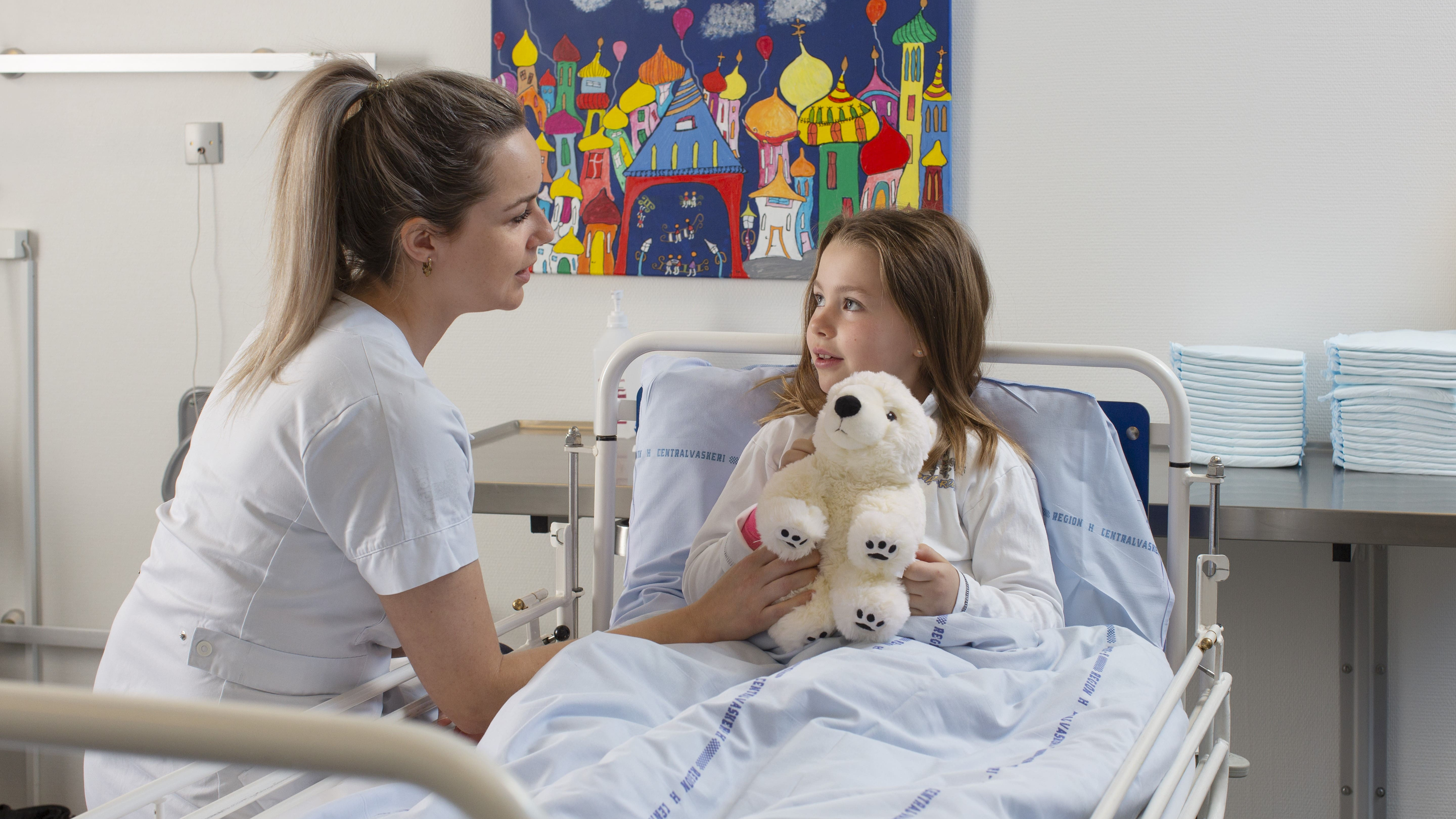 1.650 krammebamser på vej til indlagte børn i Vejle