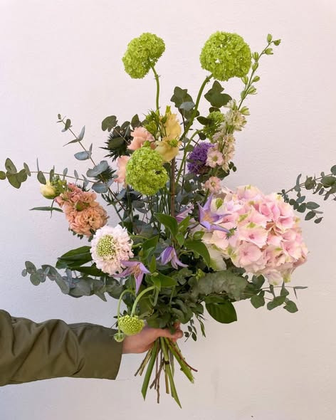 By fromberg minder om bestilling af mors dag buketter inden lørdag kl. 12