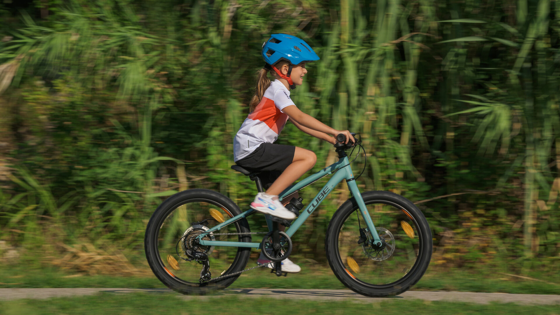 Gør dit barn skoleklar med den rette cykel til skolestart