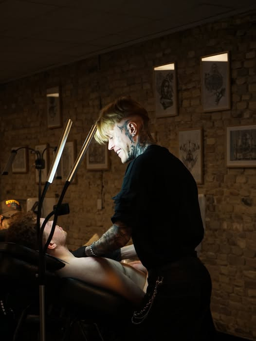 Tattoo Studio 96 fremviser Sashas imponerende tatovørkunst i Aalborg studio