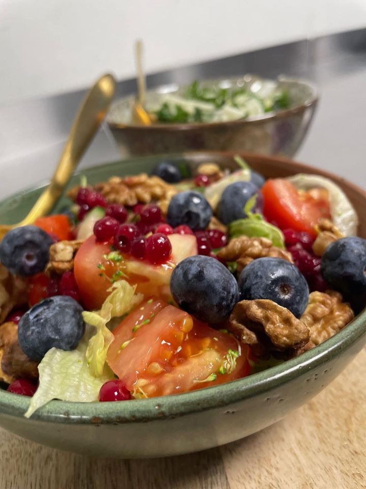 Maria's Deli frister med salater til frokosten inden weekenden