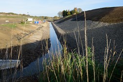 Fisk fanget i Alling Å kan spises, vurderer Fødevarestyrelsen
