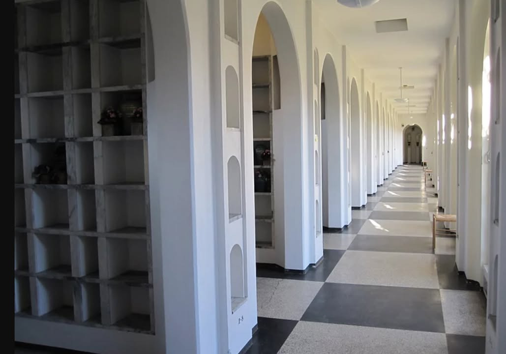 Bedemand Trenskow tilbyder vejledning i valg af gravsted på danske kirkegårde