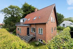 Top 6 over dyreste boliger til salg i Viby J. Priser op til 11.250.000 kr