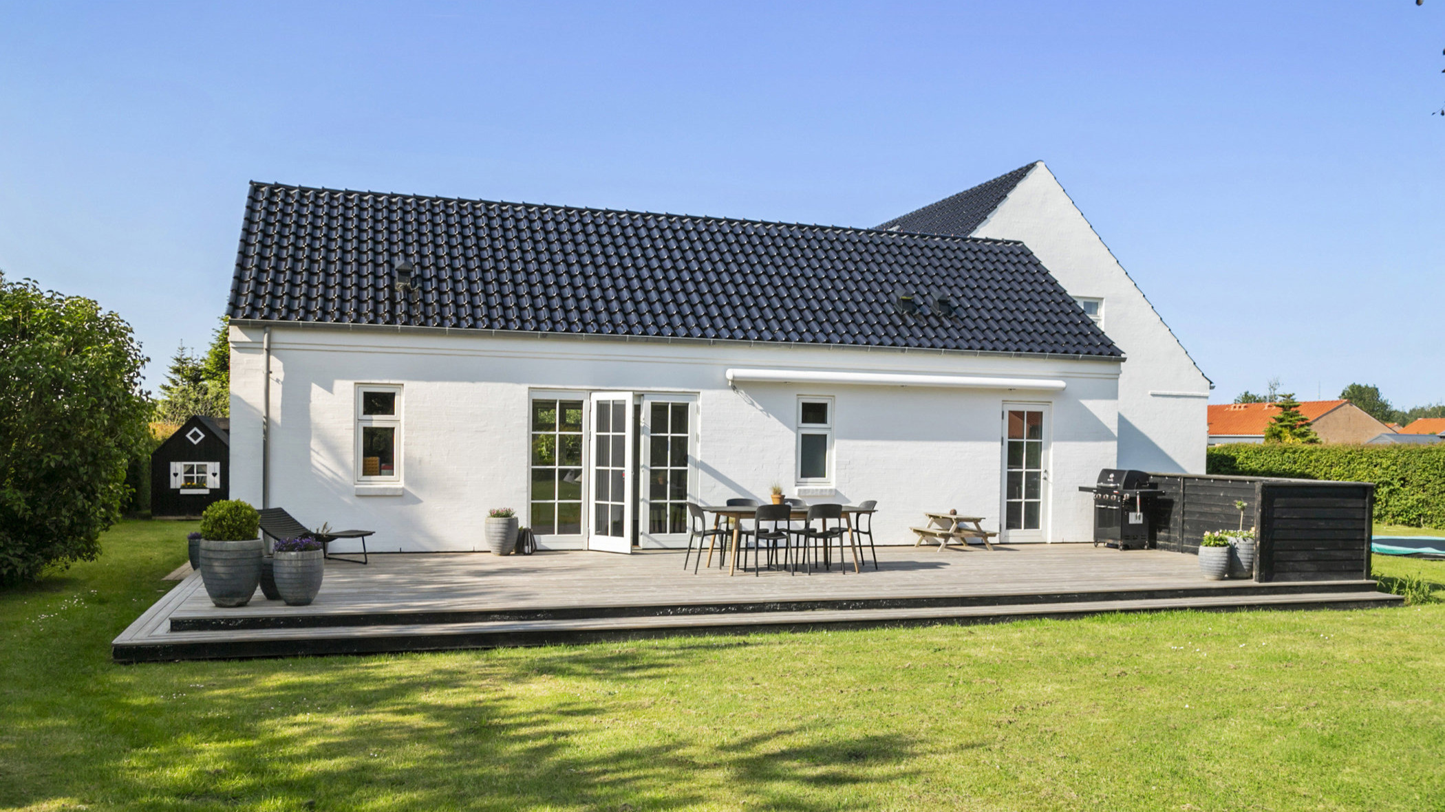 Flot renoveret familievilla med skønne udendørsarealer