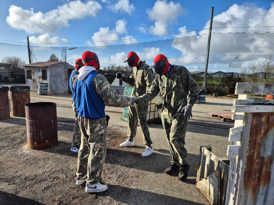 Skive Gokart og Paintball Center: Sten-saks-papir tradition afslutter vennegruppe hyggetur