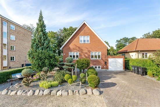 Bregnevej 22 til salg for 1,5  mio. kroner - Se 5 andre boliger til salg i Lolland Kommune