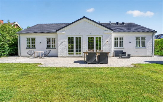 Ved Skovgærdet 71 og 9 andre boliger er kommet til salg denne uge i Hillerød - se boligerne her.