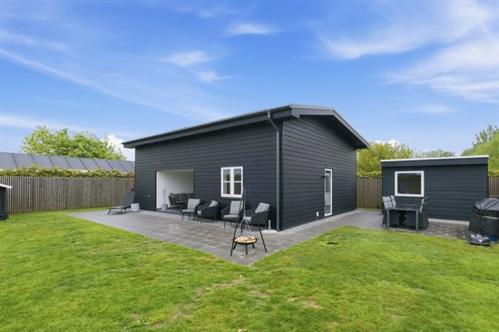Ejbyholm 54 er til salg for kun 1.795.000 kr.: Se de billigste boliger til salg i Glostrup her