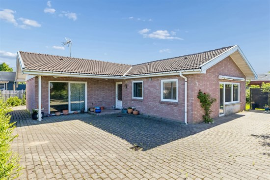 Sønderborgvej 17 er til salg for kun 795.000 kr.: Se de billigste boliger til salg i Kruså her