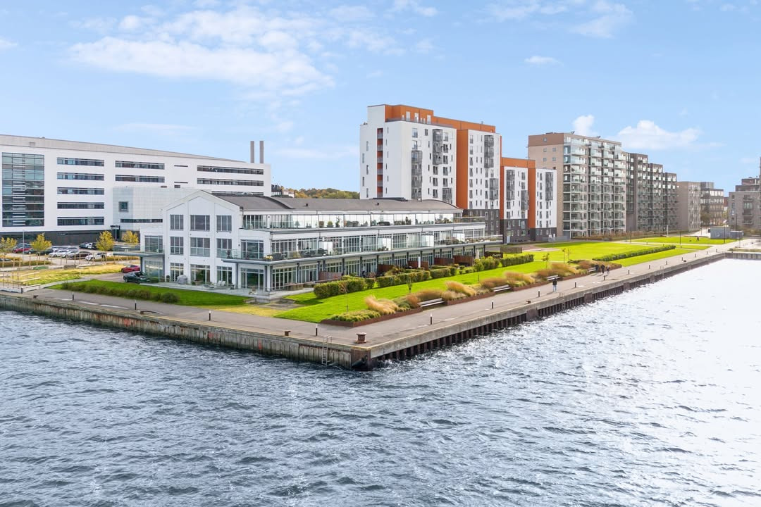Eksklusiv havnelejlighed i Aalborg præsenteret af Ejendomsmæglerne Hansen & Thoft