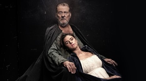 Oplev Shakespeares Kong Lear med Waage Sandø i Vejle