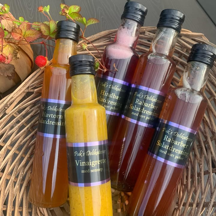 Fru Hansens Butik & Café tilbyder nu igen populære salatdressinger fra puksdelikatesser