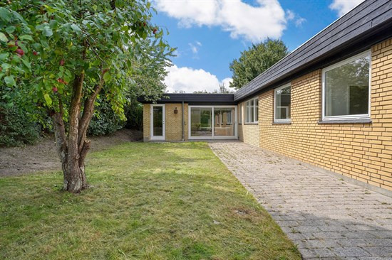 Bolig til salg for 6,5  mio. kroner - se hvad der ellers er til salg i Furesø Kommune