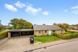 Kløvervej 15 og 2 andre boliger er kommet til salg denne uge i Tarm - se boligerne her.