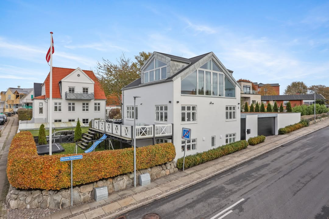 Eksklusiv villa på toppen af Skansen med fantastisk udsigt fra Mæglerhuset