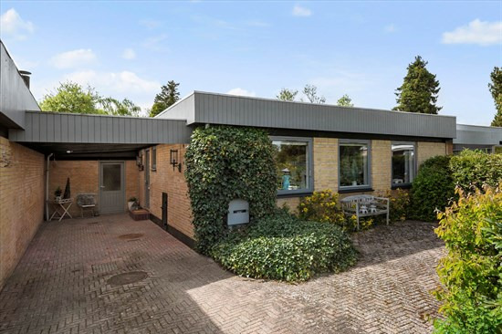 Nylandsvej 56 er til salg for kun 2.995.000 kr.: Se de billigste boliger til salg i Karlslunde her