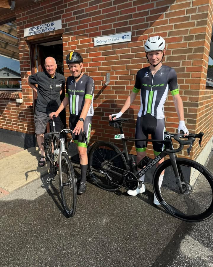 Per P. Cykler deltager i Midt24 Bike Challenge med Casper og Jimmi
