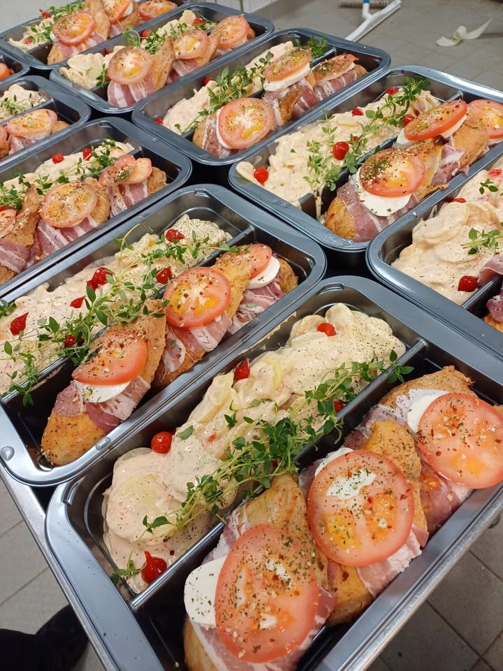 Ja tak tilbud fra Meny Randers: kyllingebryst med flødekartofler til 85 kr.