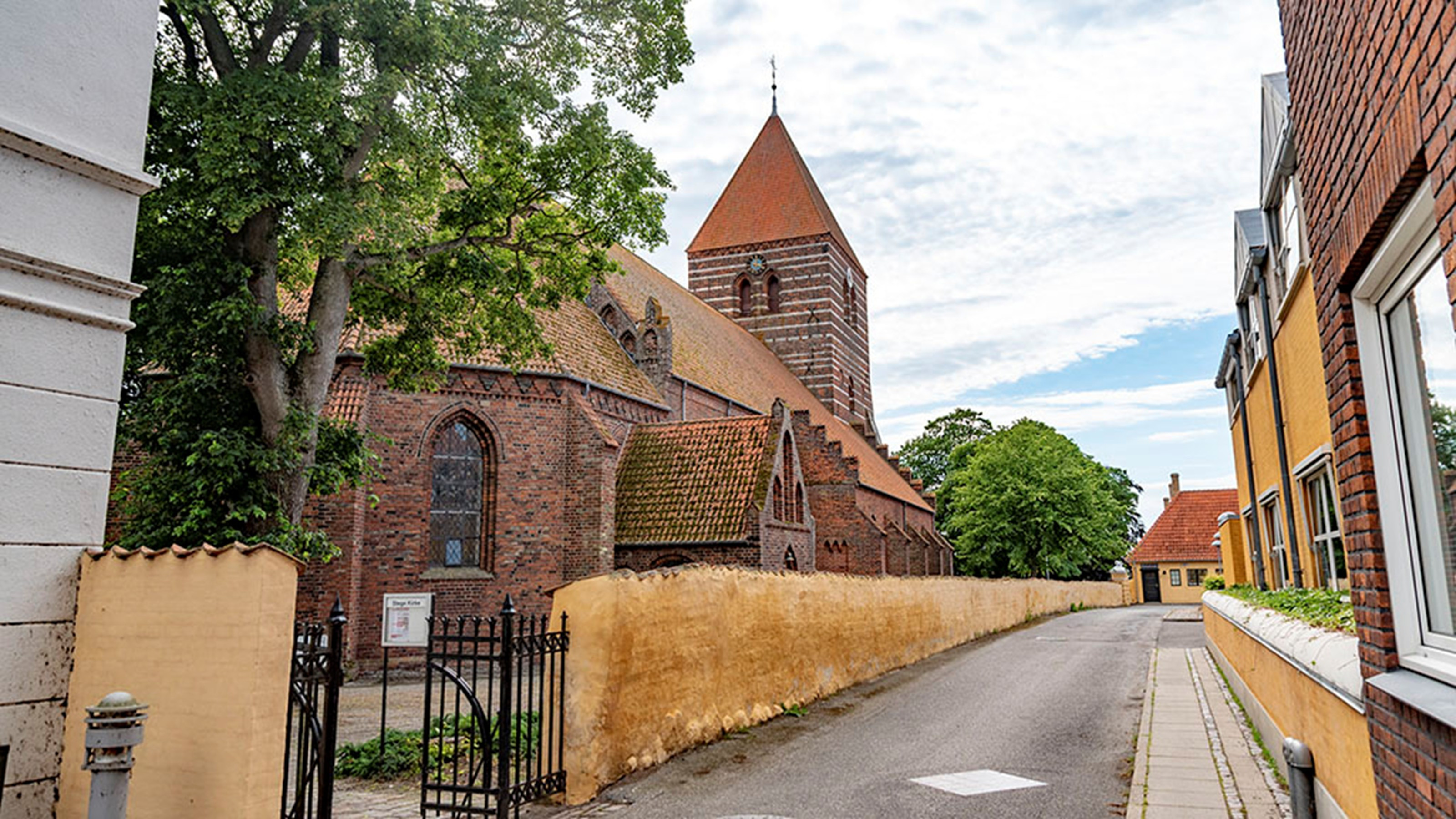 Tag med på historisk byvandring i Stege