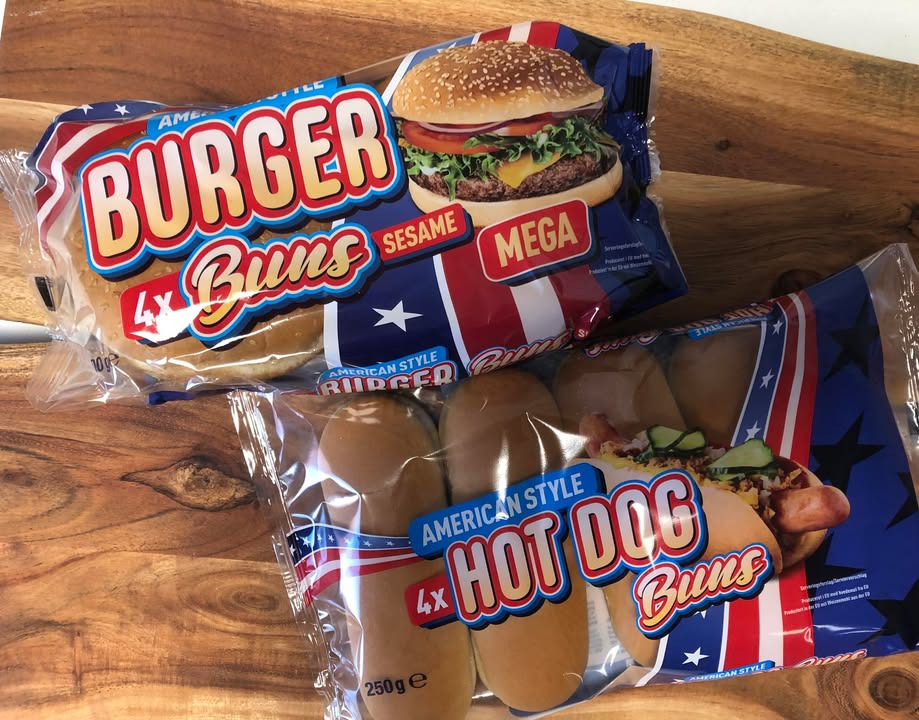 Min Købmand Øster Bjerregrav tilbyder burger- eller pølsebrød til under halv pris