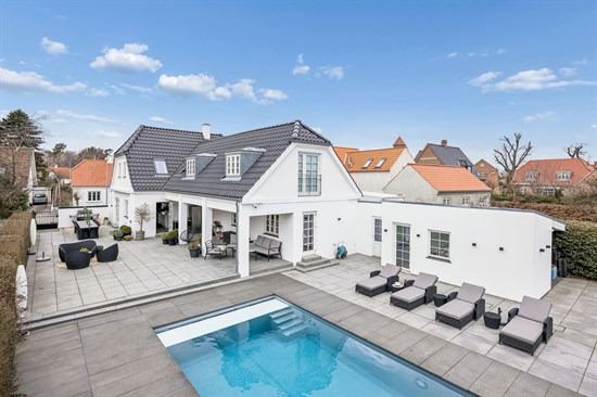 Top 6 over dyreste boliger til salg i Køge. Priser op til 14.995.000 kr