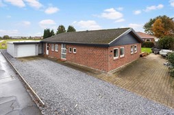 Dyssebakken 132 og 1 anden boliger er kommet til salg denne uge i Vojens - se boligerne her.