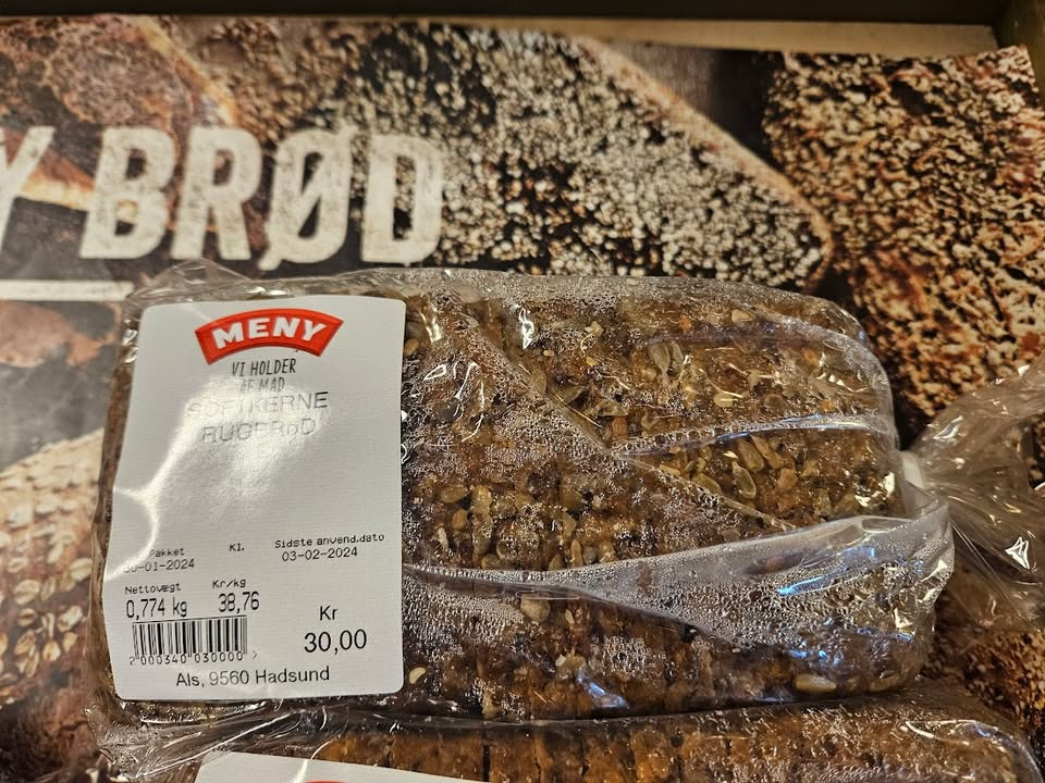 Meny Als frister med tilbud på lækre softkernet rugbrød til kun 26 kr.