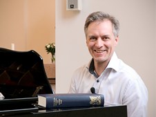 Musikalsk foredrag om fællessangens sundhedseffekter