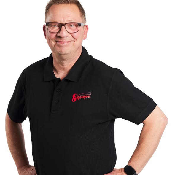 Skousen Herning fejrer næsten 25 år med lokal forankring og personlig service