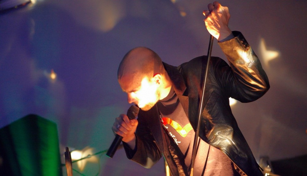 Oplev Elevation U2 på Cafe Støj