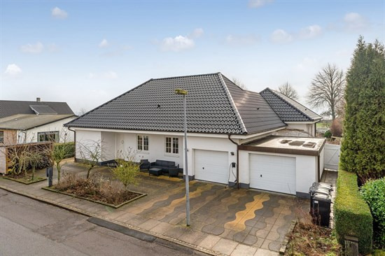 Sønderled 5 og 4 andre boliger er kommet til salg denne uge i Sønderborg - se boligerne her.