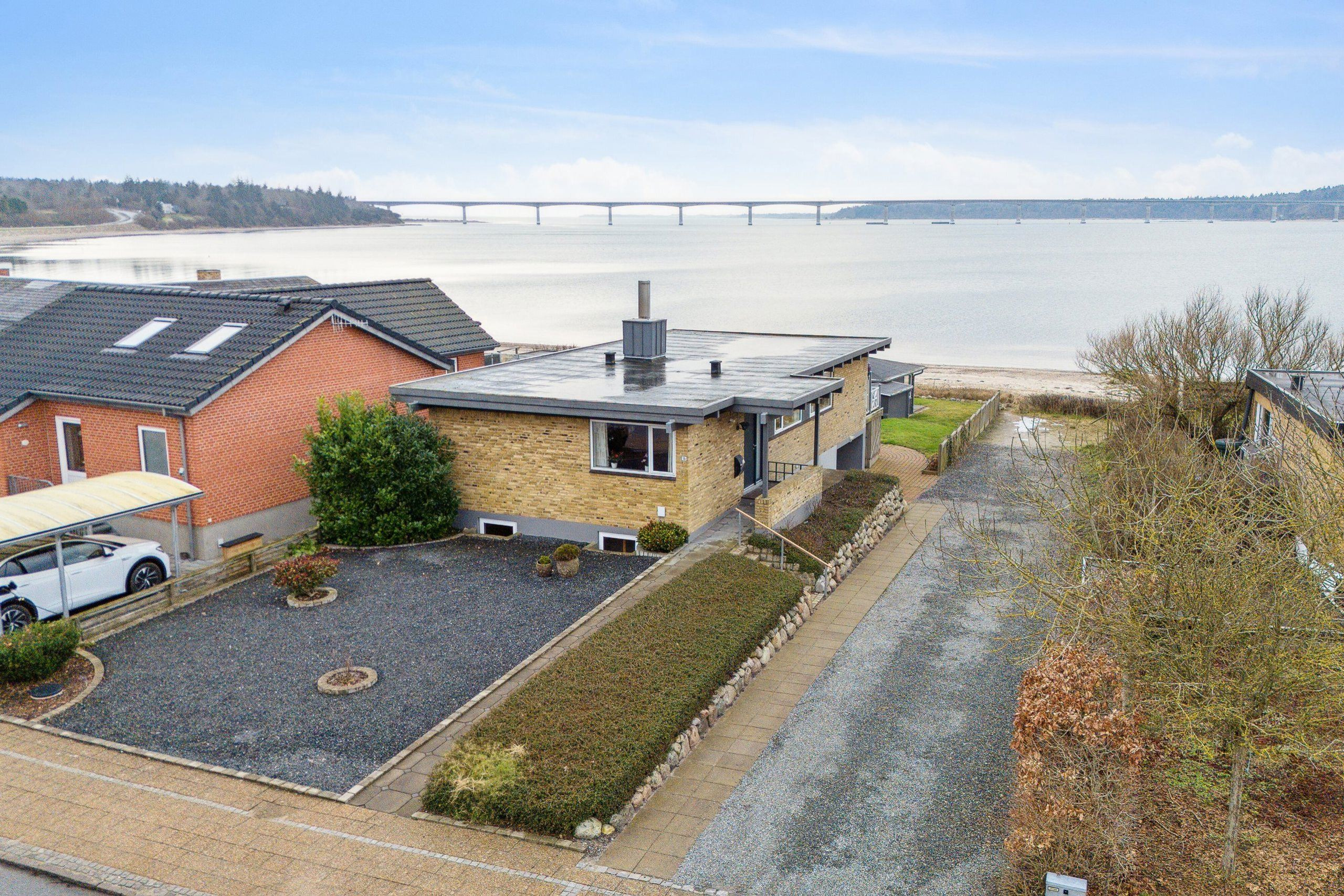 Er Strandvej 16 i Roslev drømmehjemmet? Se de dyreste boliger til salg nu for op til 3,495 mio. kroner