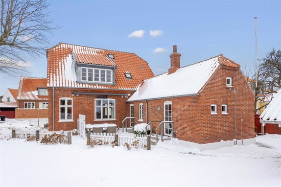 Søndervej 10 og 4 andre boliger er kommet til salg denne uge i Skagen - se boligerne her.