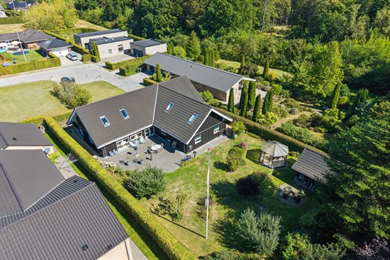 Top 6 over dyreste boliger til salg i Ryomgård. Priser op til 27.500.000 kr