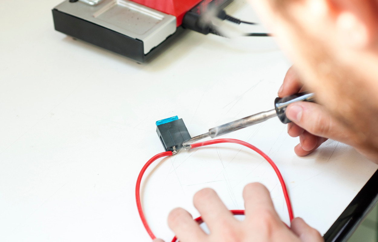 Fix dine ting hos Repair Café på biblioteket i Holstebro 