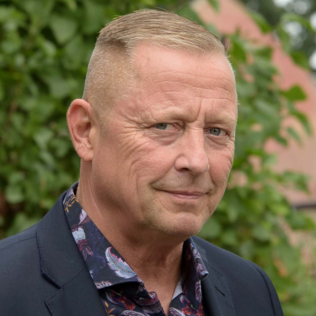 Kim Berg nyder bugten hele året