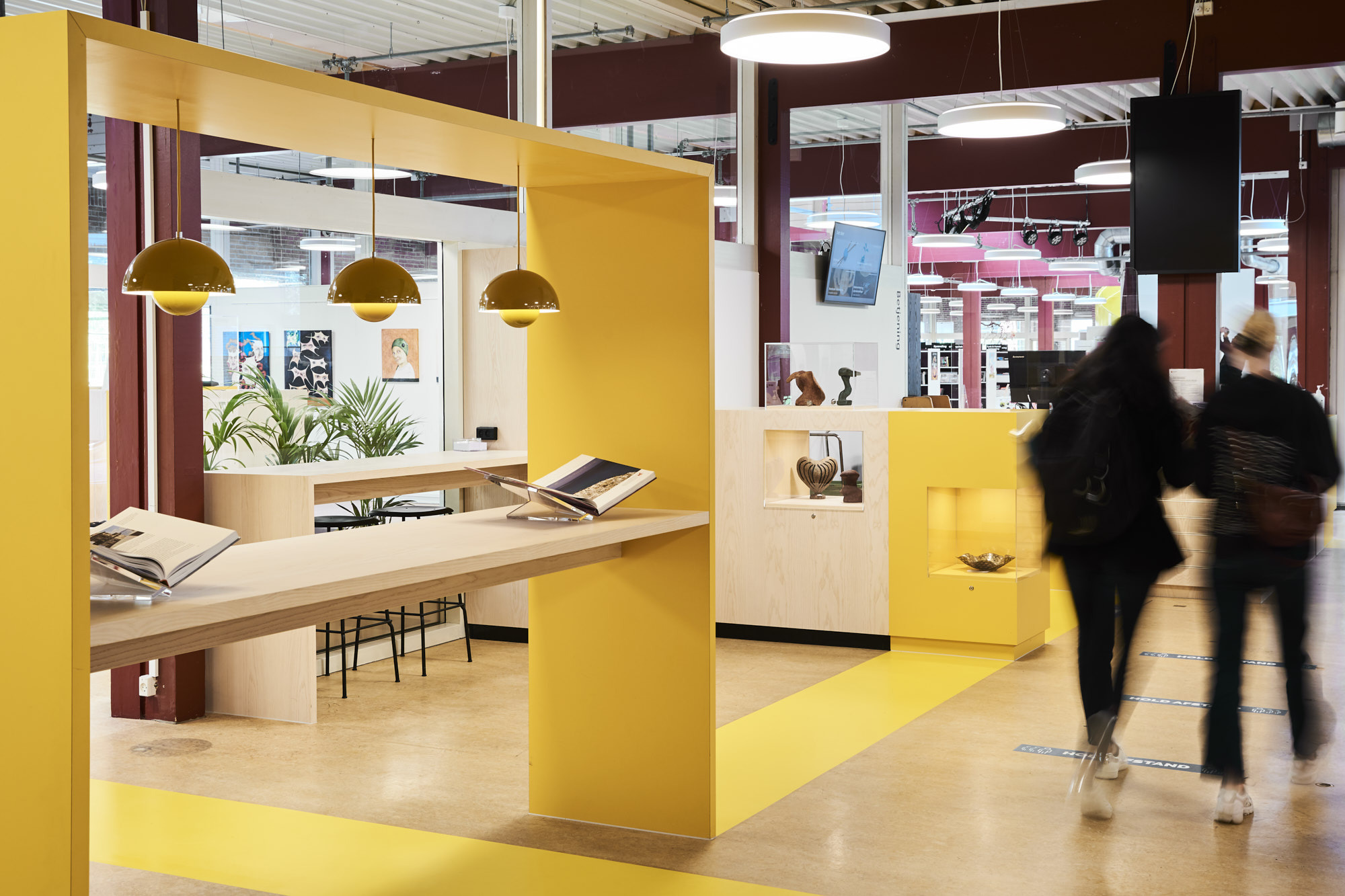 Få hjælp til opgaveskrivning i SSO/SRP-Caféen på Solrød Bibliotek