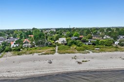 Hedevej 9 og 1 anden boliger er kommet til salg denne uge i Solrød Strand - se boligerne her.