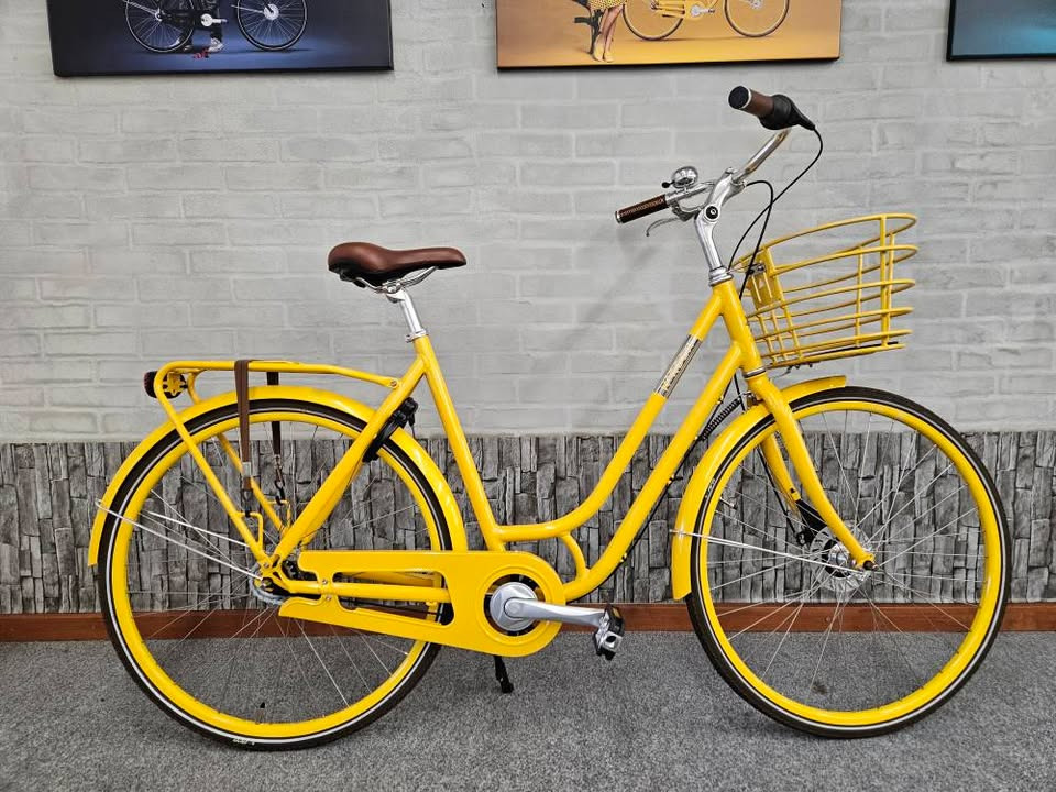 Norden Shopping-cykler i farverige designs hos Specialisten v/Jonas Stokbro Thomsen