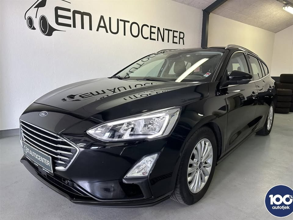 Ford Focus klar til garagen hos EM AUTOCENTER ApS