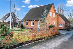 EDC Støvring præsenterer indflytningsklart hus til salg i Guldbæk