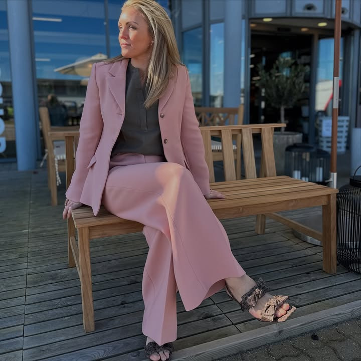 Livingshop Holstebro præsenterer Brigitta Pants stylet på tre måder