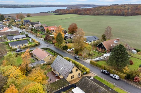 Top 6 over dyreste boliger til salg i Kirke Såby. Priser op til 3.495.000 kr