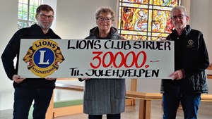 Donation til Kirkernes julehjælp i Struer kommune fra Lions Club Struer