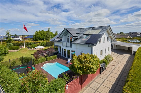 Top 6 over dyreste boliger til salg i Stenløse. Priser op til 13.000.000 kr